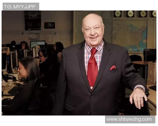 足球明星退役后转型当官的多元发展之路与挑战分析